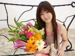 可以直接選擇看實際大小.或選擇more可以看到更多照片資訊.http://www.fuji.com.tw數位蘋果網